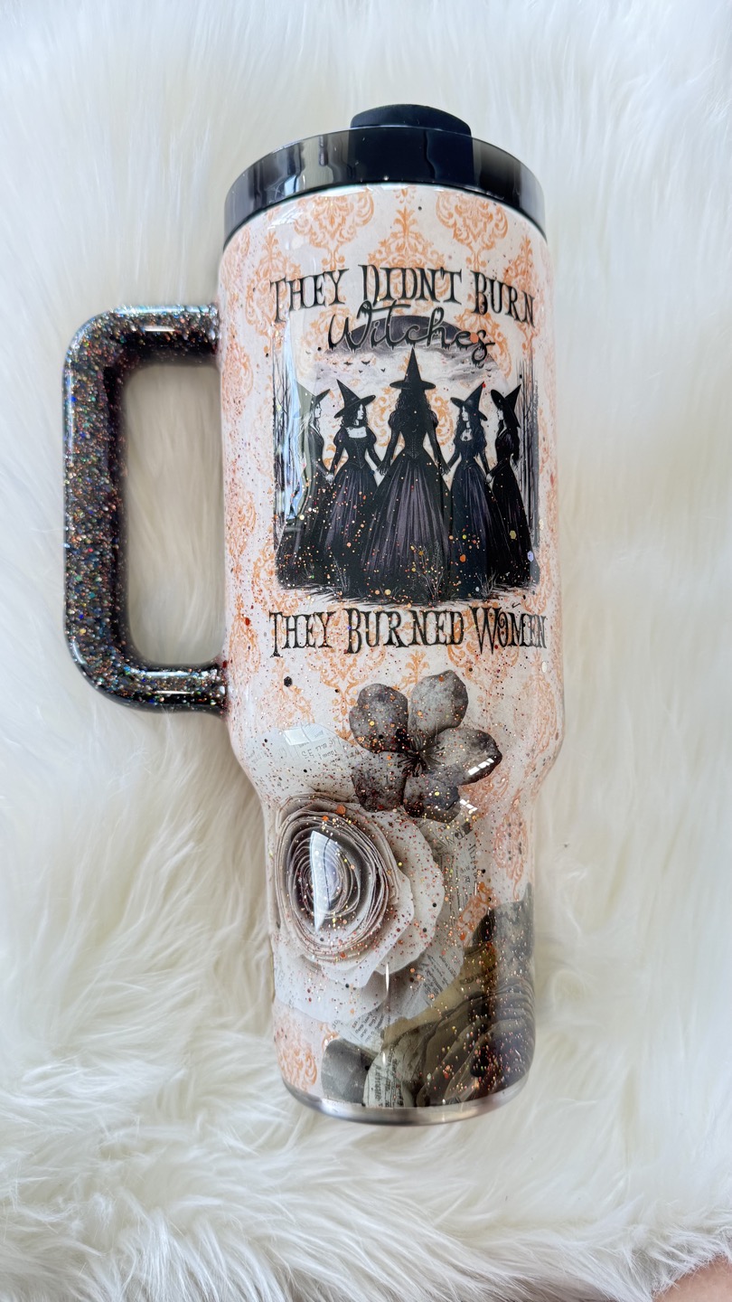 Wickedly Vintage Tumbler (32 oz)